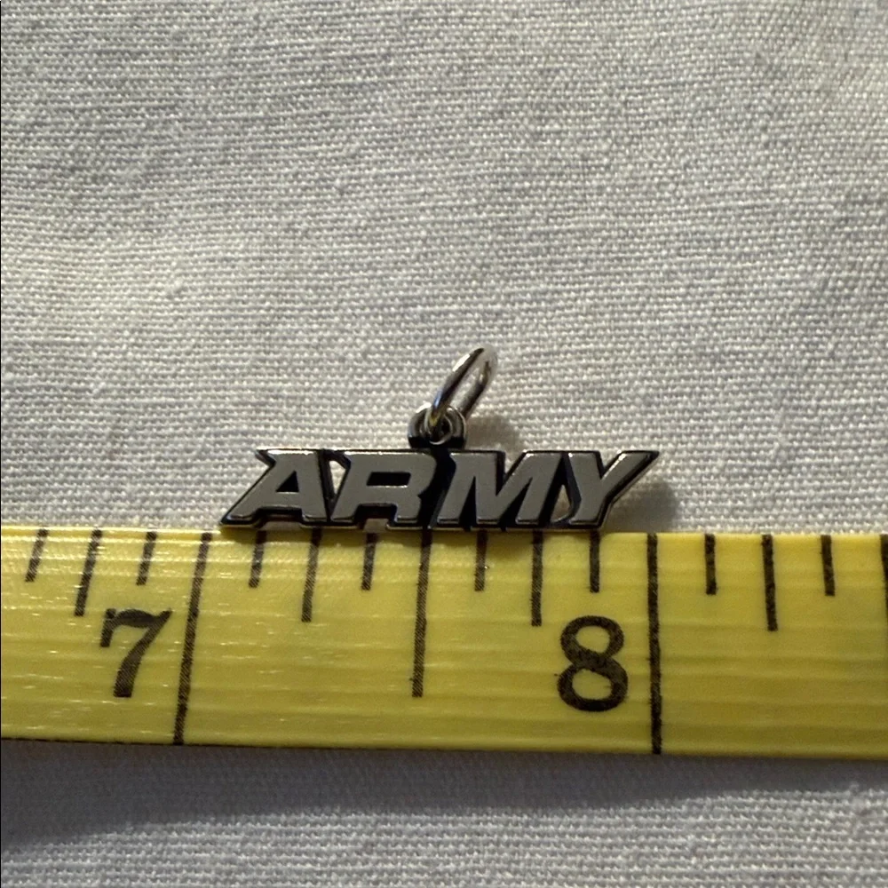James Avery Retired ARMY charm in sterling silver. - Picture 3 of 4